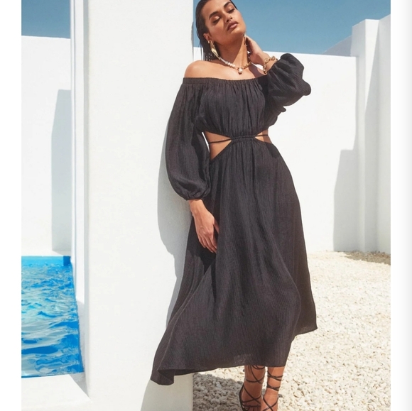 Astr Dresses & Skirts - ASTR The Label Cassian Dress